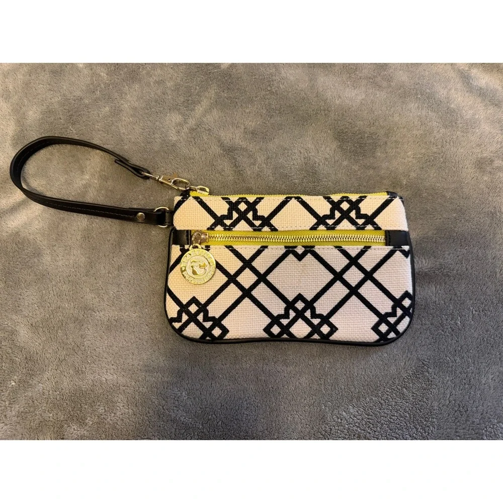Spartina 449 Island Wristlet Pouch Black White‎ Geometric Pattern Leather Trim